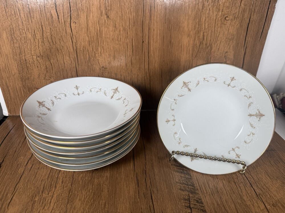 Noritake China COURTNEY Fruit/Dessert Bowls Lot of 8